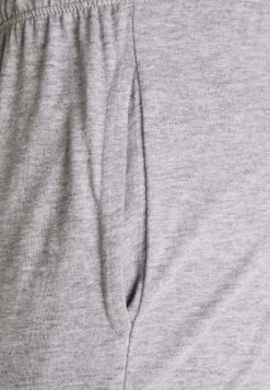 Pier One 3 PackPantaloni Del PigiamaDark Blue /Mottled Dark Grey/Dark Green Uomo Per La Notte PI982L00F-K13 13 Pier One 3 PackPantaloni Del PigiamaDark Blue /Mottled Dark Grey/Dark Green Uomo Per La Notte PI982L00F-K13 -Pier One adbcb08bd3ac461288f51f2b12eb38e1