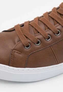 Pier One Unisex - Sneakers Alte - Cognac -Pier One ae3f71481d894cb8abe4e75a6647d532