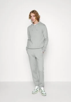Pier One Pantaloni SportiviGrey Uomo Pantaloni PI922Q0B9-C11 8 Pier One Pantaloni SportiviGrey Uomo Pantaloni PI922Q0B9-C11 -Pier One b3c453decd4748dd8a9a58006d2890fd