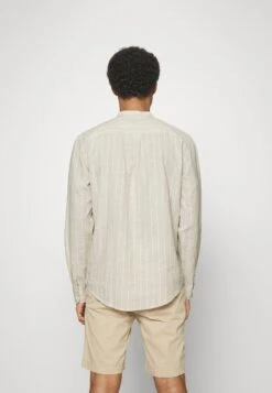 Pier One CamiciaBeige Uomo Camicie PI922DA24-B12 10 Pier One CamiciaBeige Uomo Camicie PI922DA24-B12 -Pier One c1fb8724ad9644f6bad52175a6fc45a1