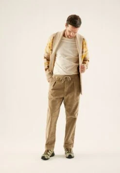 Pier One Corduroy - Pantaloni - Beige -Pier One c2327caa5b8d4c8e911f6255f0755a6e