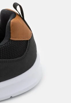 Pier One Sneakers BasseBlack Uomo Sneaker PI915O019-Q11 -Pier One c27a38d4731b4862bd351e1d2e7f997b