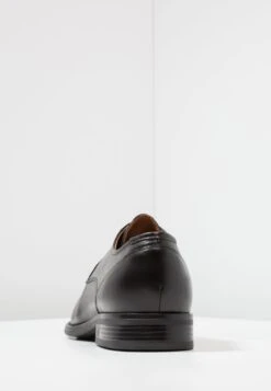 Pier One LeatherStringate ElegantiBlack Uomo Scarpe Con I Lacci PI912M03P-Q11 -Pier One c2d680b2a8c54540a2822fc3256389d3