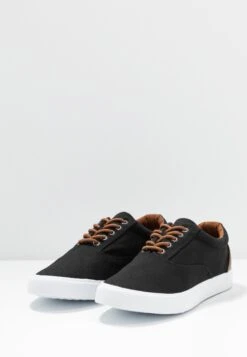 Pier One Sneakers BasseBlack Uomo Sneaker PI912O02D-Q11 -Pier One c4cf3565537c4ea1b44b68540f2735de