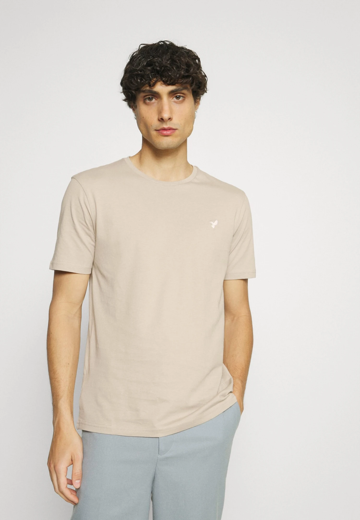Pier One 5 PackT-Shirt BasicDark Grey/Dark Blue/Olive Uomo T-shirt E Polo PI922O0TV-C12 4 Pier One 5 PackT-Shirt BasicDark Grey/Dark Blue/Olive Uomo T-shirt E Polo PI922O0TV-C12 - immagine 2