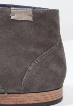 Pier One Stringate ElegantiShark/Cognac Uomo Scarpe Con I Lacci PI912AA4A-C11 13 Pier One Stringate ElegantiShark/Cognac Uomo Scarpe Con I Lacci PI912AA4A-C11 -Pier One ca6c9d7b82a449058960be26da75f18d