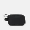 Pier One Unisex - Trousse - Black -Pier One d1af1228988e4638829e0fe9fda01ac2