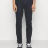 Pier One ChinoDark Blue Uomo Pantaloni PI922E05D-K11 -Pier One d29852d432ab4b3885a582e7e3ea0314