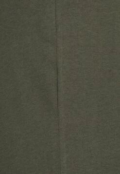 Pier One PigiamaKhaki Uomo Per La Notte PI982M033-N11 -Pier One d3eb5edc8d69470c9861043a553e3e9d