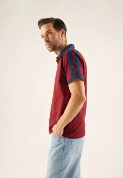Pier One PoloBordeaux Uomo T-shirt E Polo PI922P08B-G11 -Pier One d777a8467401403b8dfaba66a1e6e5f1