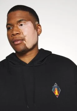 Pier One Felpa Con CappuccioBlack Uomo Maglieria E Felpe PI922S0AX-Q11 -Pier One dd330c46d5334f3a82e9420353d81ba5