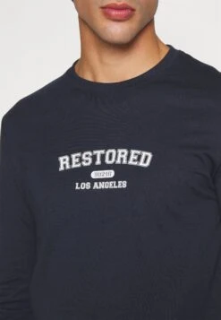 Pier One Maglia Del PigiamaDark Blue Uomo Per La Notte PI982N00D-K11 11 Pier One Maglia Del PigiamaDark Blue Uomo Per La Notte PI982N00D-K11 -Pier One df04ee6c2c164881a7be59a5360de105