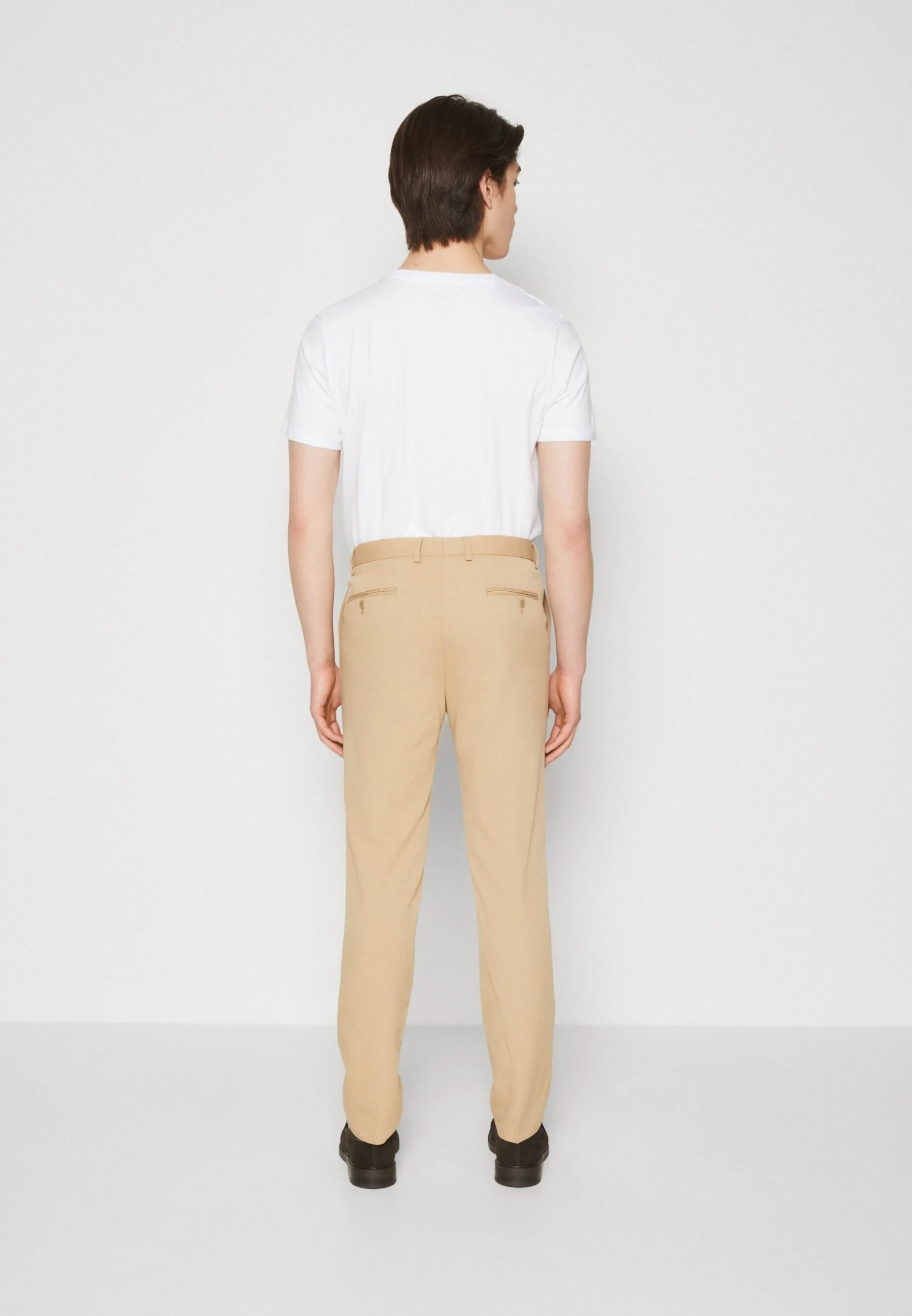 Pier One PantaloniBeige Uomo Completi E Cravatte PI922E057-B11 5 Pier One PantaloniBeige Uomo Completi E Cravatte PI922E057-B11 - immagine 3