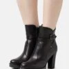 Pier One Leather Stivaletti Con PlateauBlack Donna Stivali PI911N09P-Q11 -Pier One e5adc2d21c8b435d86889fee7dff2d18