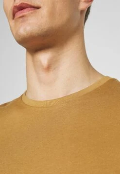 Pier One 5 PackT-Shirt BasicBrown/White/Black Uomo T-shirt E Polo PI922O0GY-O11 -Pier One e6d788f84bb349b1a0ea875ccf85985b