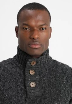 Pier One MaglioneMottled Dark Grey Uomo Maglieria PI922Q01F-C12 11 Pier One MaglioneMottled Dark Grey Uomo Maglieria PI922Q01F-C12 -Pier One eb6dec66e1f147509263ea1a088f200f