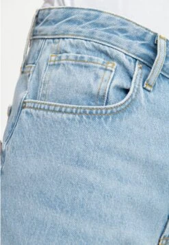 Pier One Jeans BaggyLight Blue Denim Uomo Jeans PI922G04P-K11 -Pier One ee520cf09c674455bf8bbd0f4ce3fc62