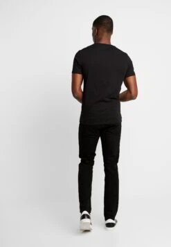 Pier One T-Shirt Con StampaBlack Uomo T-shirt E Polo PI922O0F4-Q11 -Pier One ee8af05e410f47e99a7bef60e25a11f8