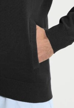 Pier One CardiganBlack Uomo Maglieria PI922Q00S-Q11 12 Pier One CardiganBlack Uomo Maglieria PI922Q00S-Q11 -Pier One eff3a21f1c234394b25ad09aa249eab3