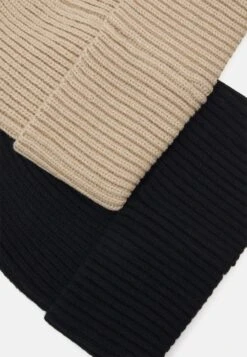 Pier One Unisex 2 Pack - Berretto - Black/Beige -Pier One f0133d3e439447ab9b9b0c34b87ee398
