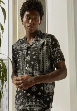 Pier One UnisexCamiciaBlack Donna Camicie E Bluse PI922D0EI-Q11 11 Pier One UnisexCamiciaBlack Donna Camicie E Bluse PI922D0EI-Q11 -Pier One f1f41040afc04553bf31d58a923943f8