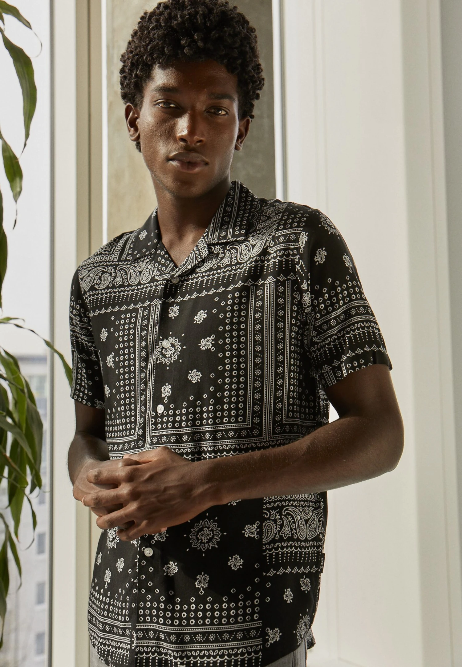 Pier One UnisexCamiciaBlack Donna Camicie E Bluse PI922D0EI-Q11 5 Pier One UnisexCamiciaBlack Donna Camicie E Bluse PI922D0EI-Q11 - immagine 3