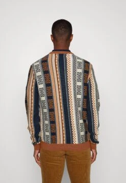 Pier One MaglioneMulti-Coloured Uomo Maglieria PI922Q0BE-T11 -Pier One f748f0e4c3a54b2bbc9b26b9f2c2b4f6