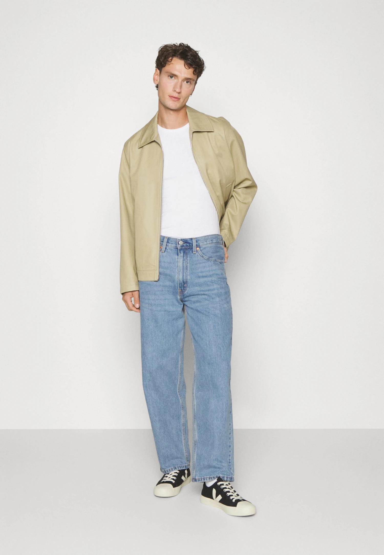 Pier One 3 Pack Muscle Fit T-Shirt BasicWhite Uomo T-shirt E Polo PI922O0Y9-A11 3 Pier One 3 Pack Muscle Fit T-Shirt BasicWhite Uomo T-shirt E Polo PI922O0Y9-A11