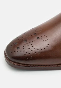 Pier One LeatherStringateBrown Uomo Scarpe Eleganti PI912M0E6-O11 -Pier One fde192d429854625a54231bcd43bcbf8